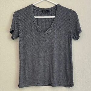 Brandy Melville Navy & Gray Striped V-Neck Tee OS